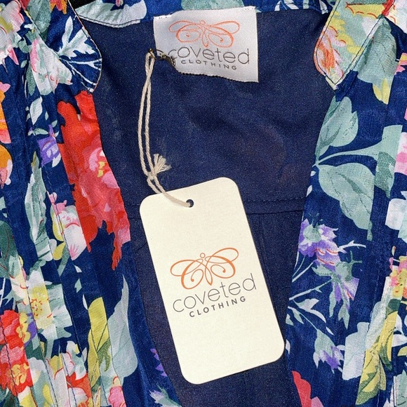 Navy Floral dress, Women’s Large, NWT, elastic waist with a tie - Picture 4 of 5